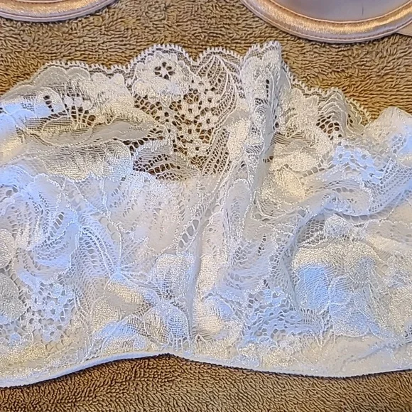 BRA BUNDLE by SOMA 34C - Picture 3 of 7